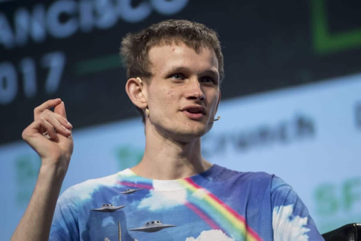 Is Vitalik Buterin Supporting USDC Amid Heavy Depegging?