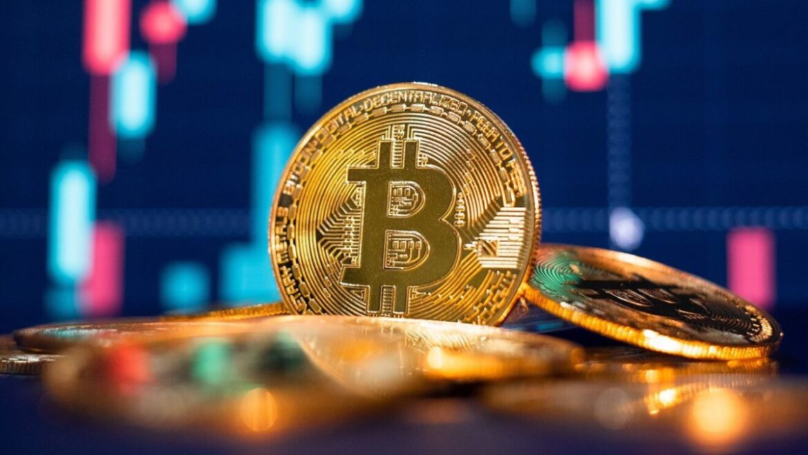 Bitcoin Price To Hold Above 200-WMA This Time, On-Chain Data And Analysts Predict